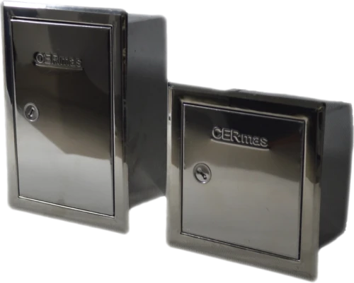 drzwiczki duze i małe.webp